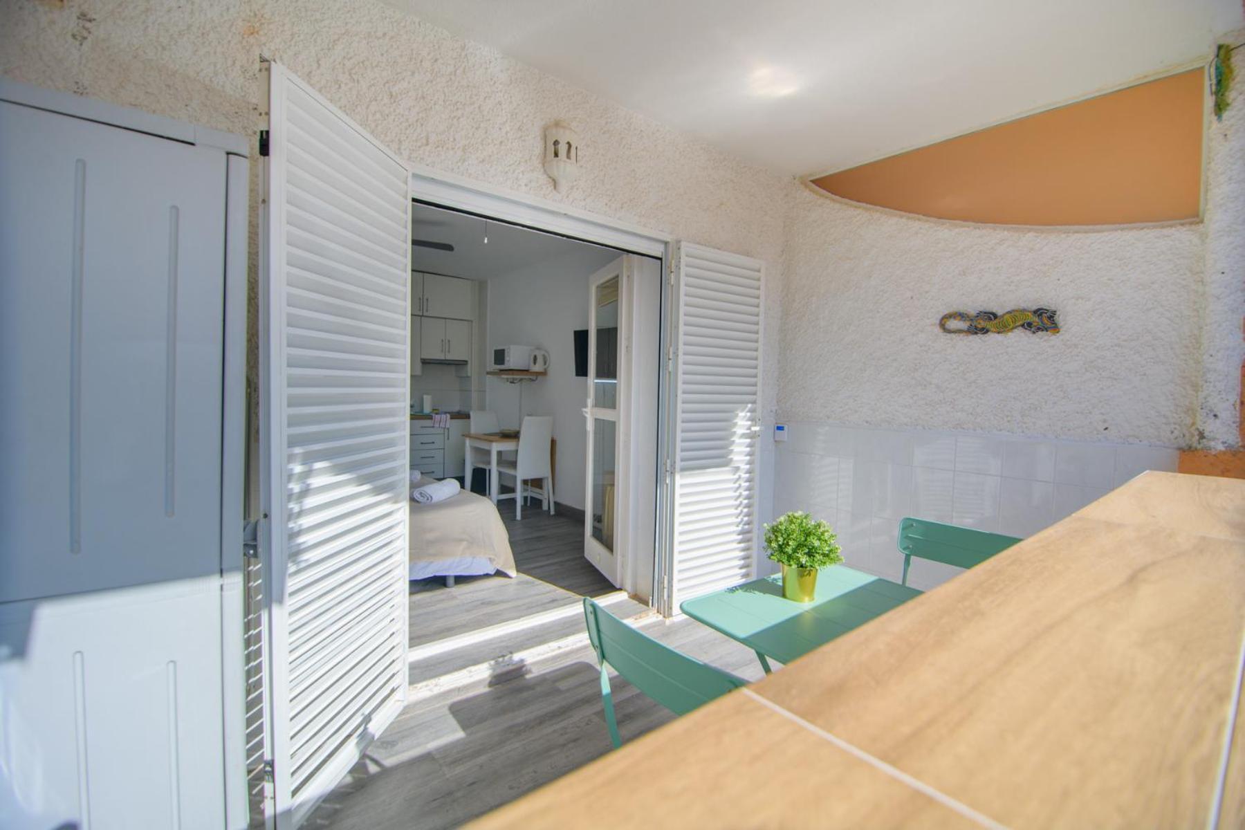 Natura Mediterranea Estudio Naturista Primera Linea Con Piscina Vera Exteriér fotografie